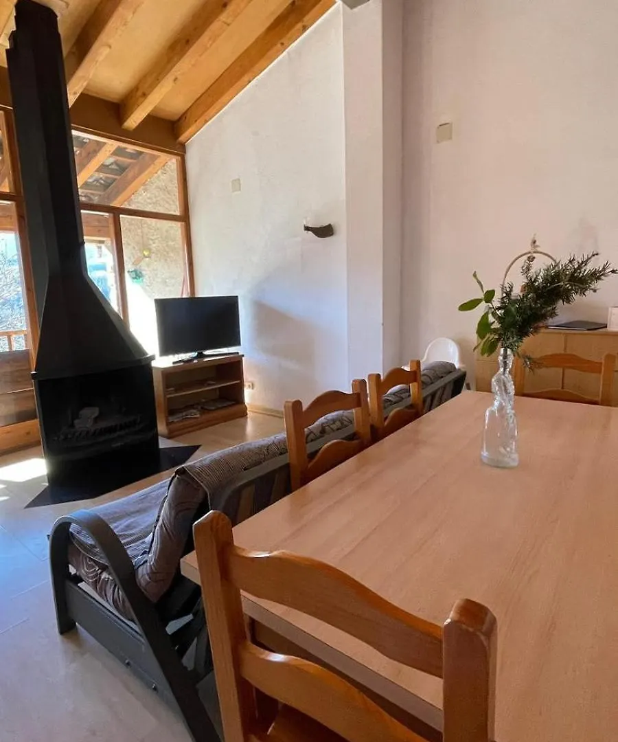 Allotjaments Rurals Can Punti Vallfogona de Ripollès Agroturismo