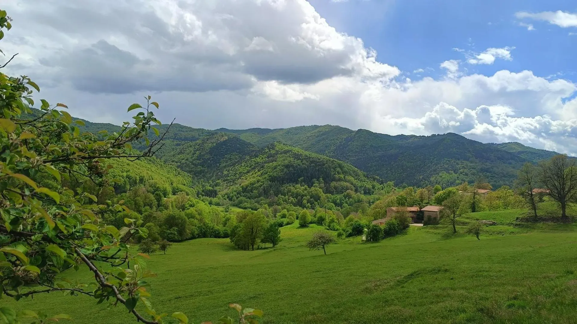 Allotjaments Rurals Can Punti Vallfogona de Ripollès Agroturismo